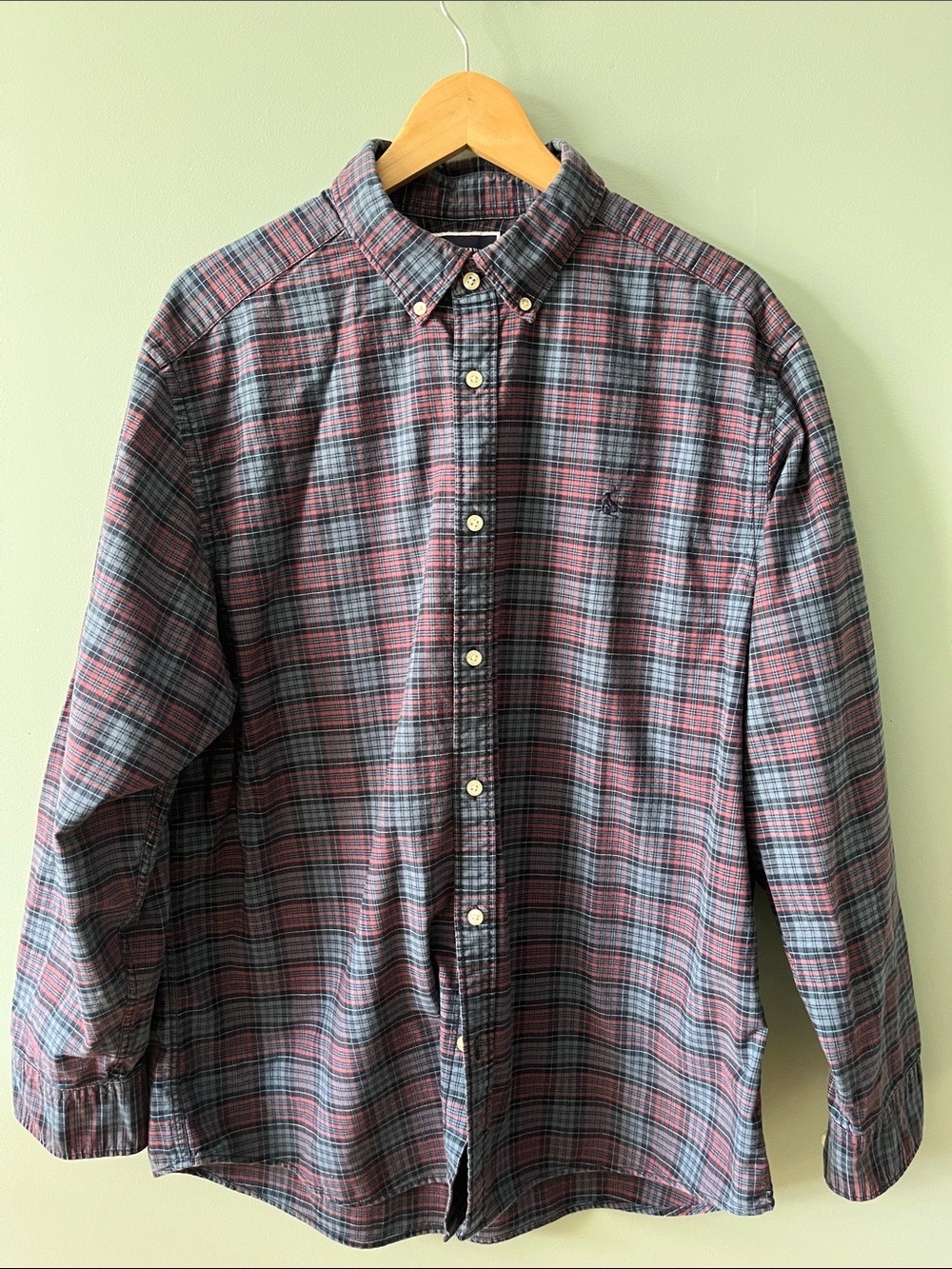 Charles Tyrwhitt classic fit. XL